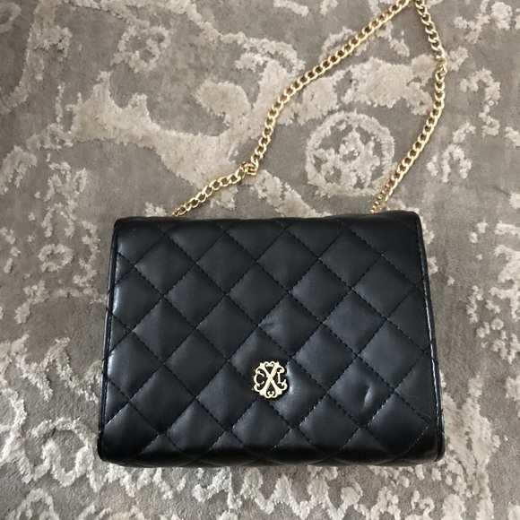 Gorgeous black quilted purse 🖤 - Picture 4 of 5